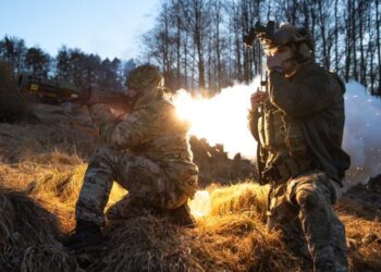 Militari din forțele pentru operații speciale (MApN/FOS România)