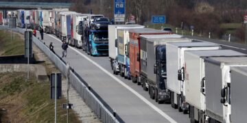 Transportatorii anunță un protest la nivel național