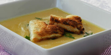 Supa-crema-de-conopida-cu-morcovi