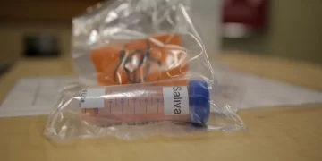 testare-saliva-scoli