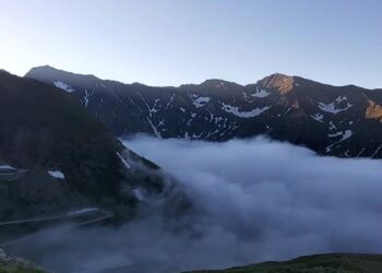 o-mare-de-nori-s-a-format-pe-transfagarasan