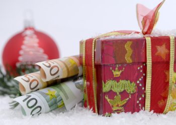 suma-uriasa-stransa-pentru-profesori