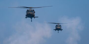 elicoptere-BLACKHAWK