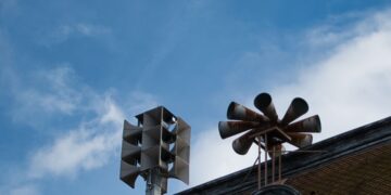 Miercurea Alarmelor începe astăzi. La ce oră vor suna sirenele în România
