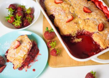 Cobbler-cu-capsuni