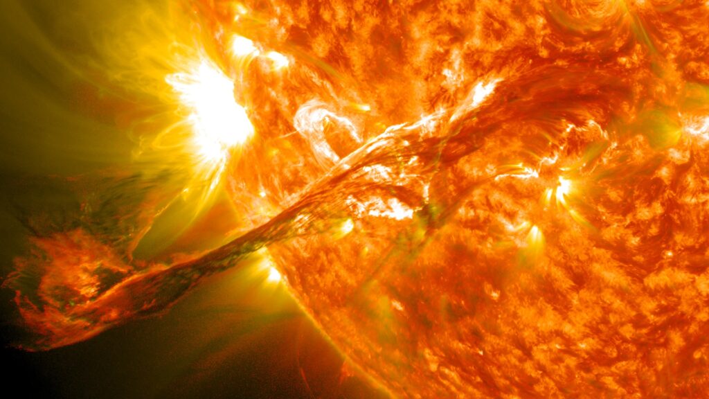 eruptie-solara-Pamant
