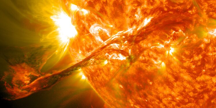 eruptie-solara-Pamant