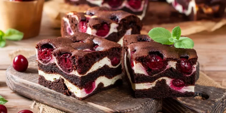 brownie-cu-branza-si-cirese
