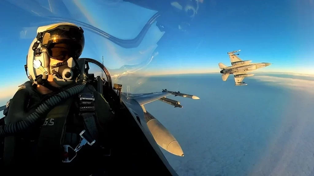 avioane-f-16