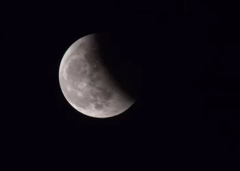 eclipsa-luna-28-octombrie-2023