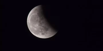 eclipsa-luna-28-octombrie-2023