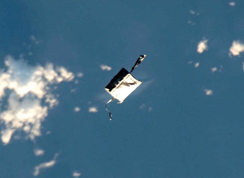 NASA-geanta-scule