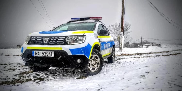 politisti-iarna-zapada