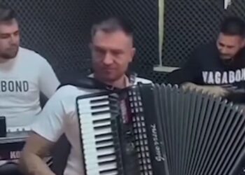 trio-lautari