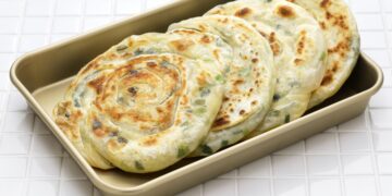 Turte-cu-ceapă-verde