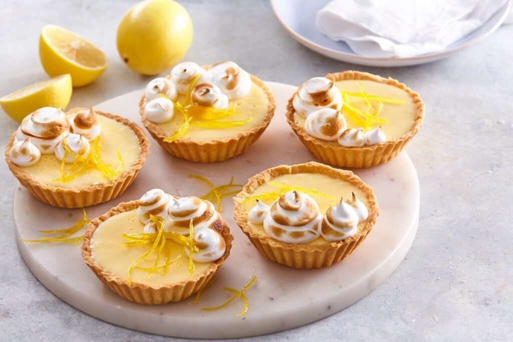 Mini-tarte-cu-cremă-de-lămâie