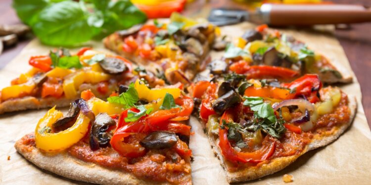 Pizza-cu-ciuperci-și-ardei