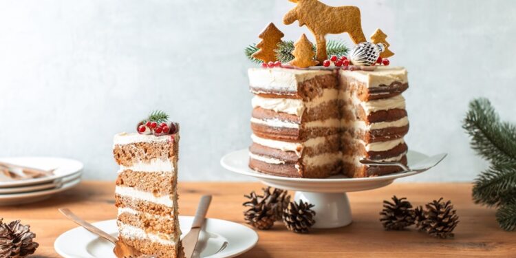 tort-cu-blaturi-de-turta-dulce