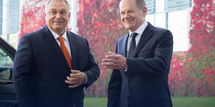 viktor-orban-olaf-scholz