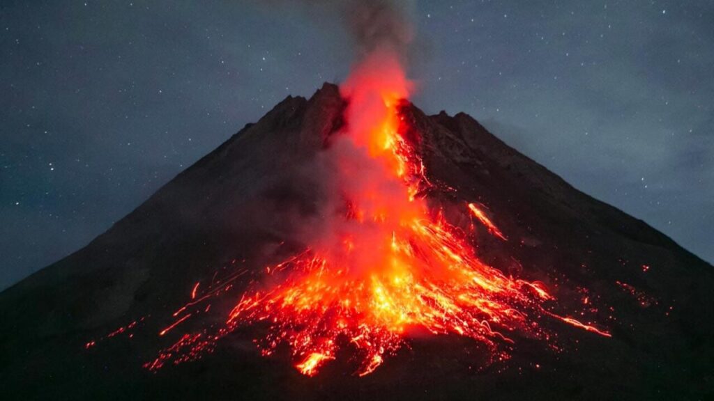 vulcan-merapi-eruptie