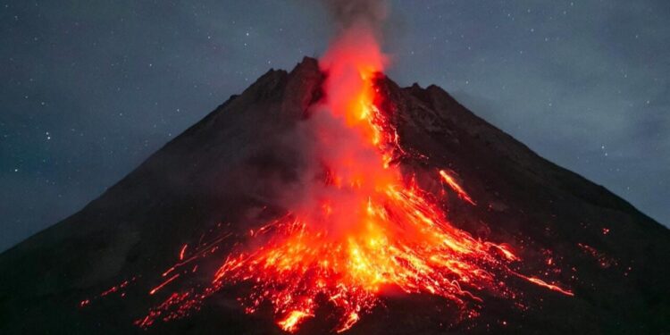 vulcan-merapi-eruptie
