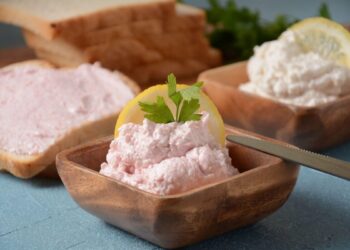 Salată-de-icre-cu-ceapă