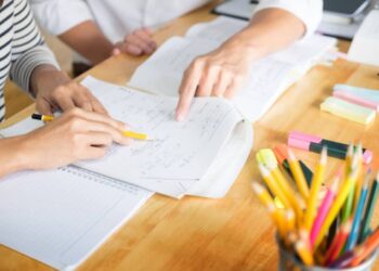 sanctiuni-pentru-profesorii-care-fac-meditatii