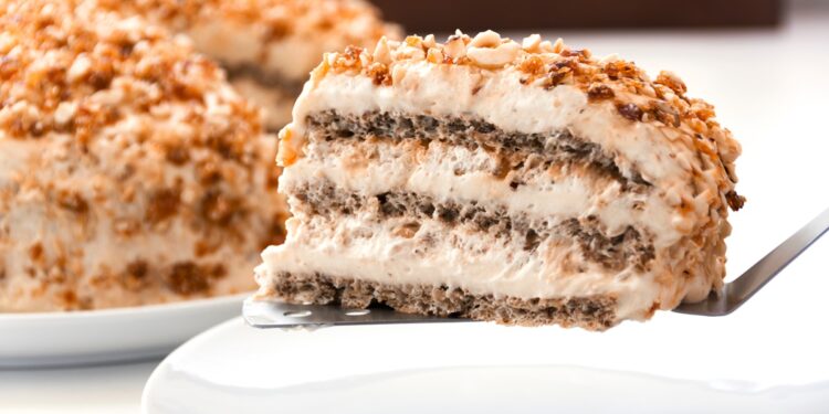 Tort-egiptean-cu-nuci-caramelizate