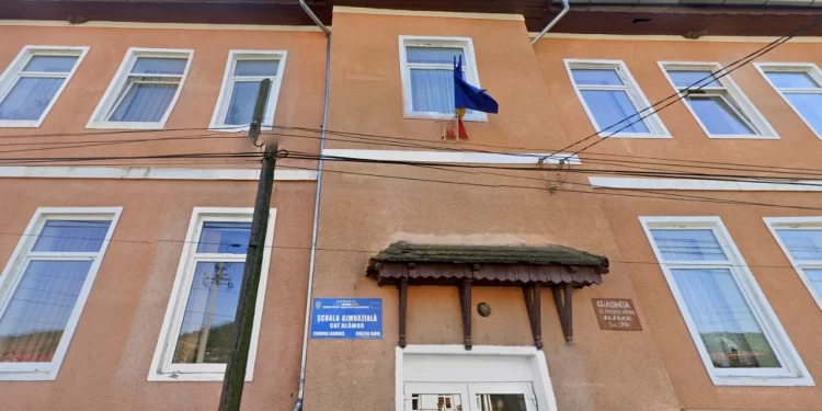 Şcoala-Gimnazială-Alămor-Sibiu