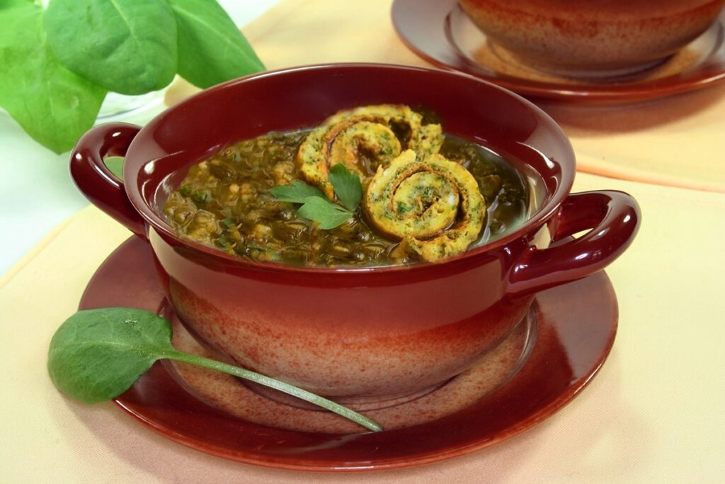 ciorba-de-loboda-cu-omleta