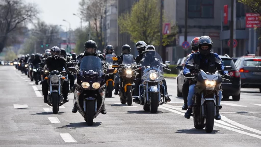 codul-rutier-motociclisti