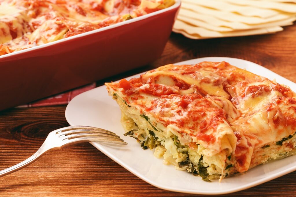 Lasagna-cu-spanac-și-brânzeturi