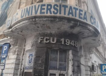 sediul-fcu-craiova-vandalizat