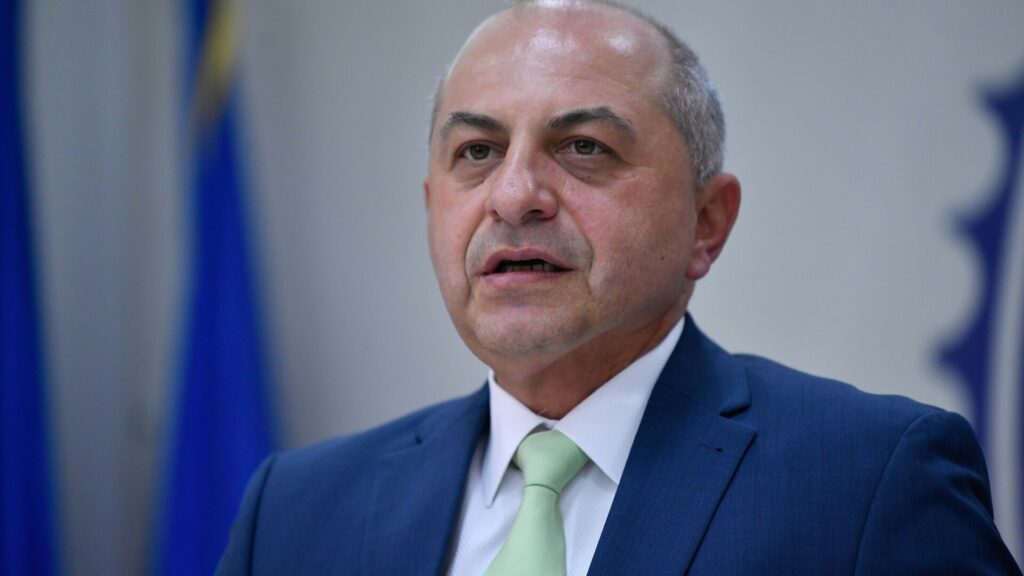 Catalin-Cirstoiu-primar