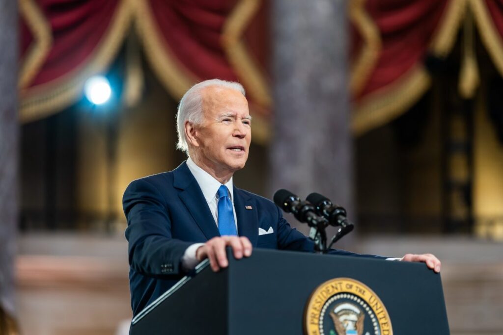Joe-Biden-canibali