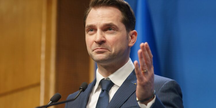 sebastian-burduja-3