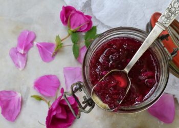 dulceata-de-trandafiri