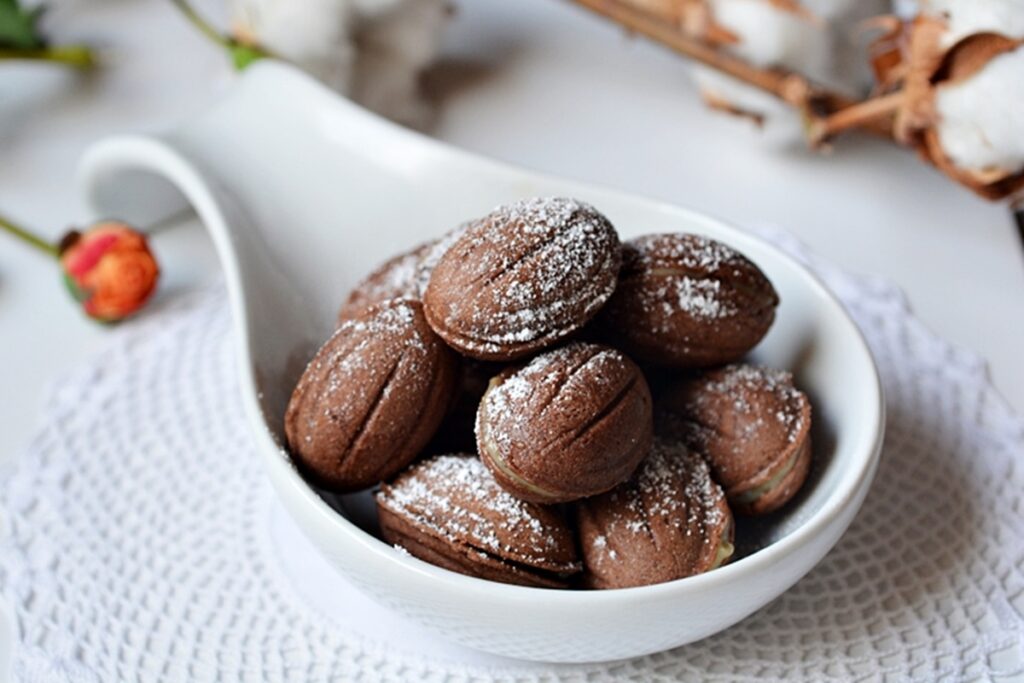 nuci-cu-cacao-si-crema-de-vanilie