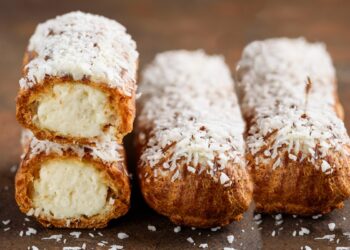 eclere-cu-crema-de-cocos