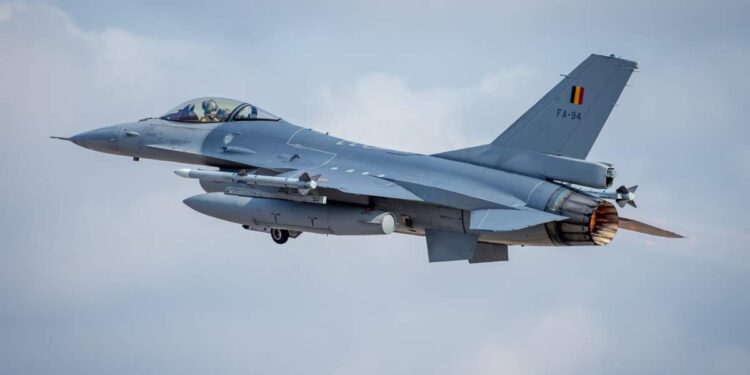 avioane-F-16-Romania