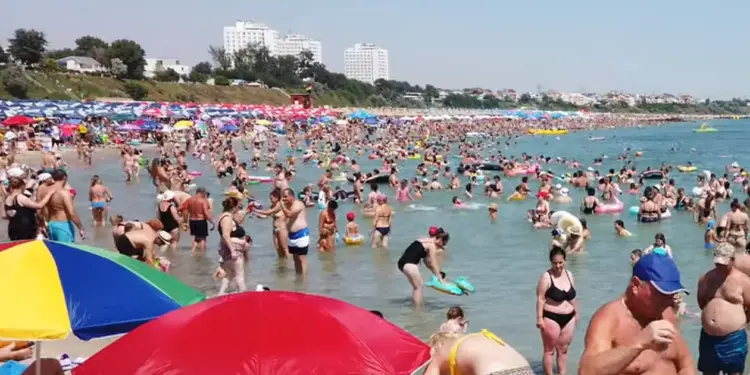 Alerta-pe-Litoral-E.Coli-in-apa-Marii-Negre