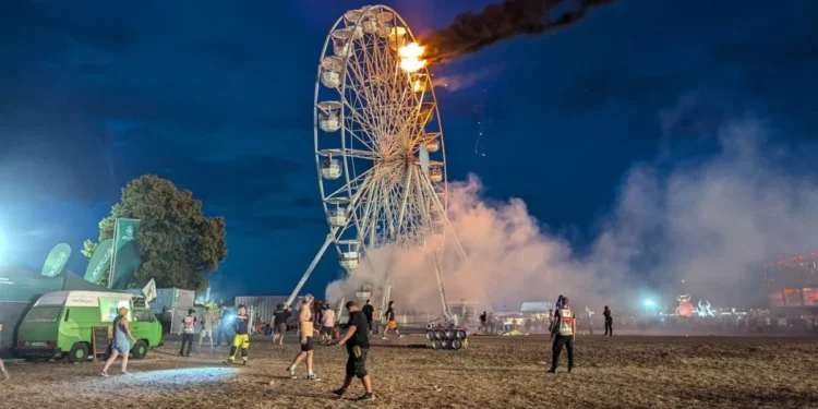 incendiu-roata-panoramica-germania
