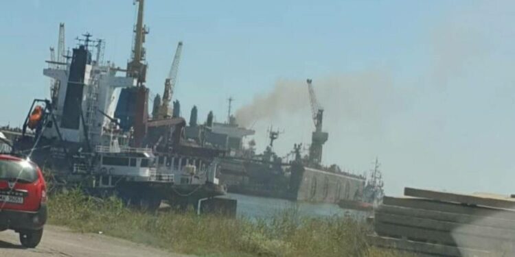 incendiu-santierul-naval