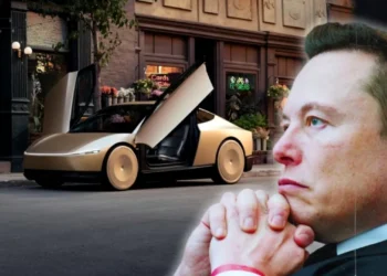 Elon-Musk-CyberTaxi
