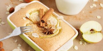 Sufleu de mere. Rețeta unui desert pufos și delicios