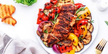 salata-calda-cu-legume-si-carne