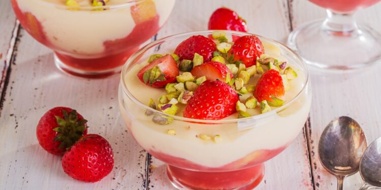 tiramisu-cu-capsuni