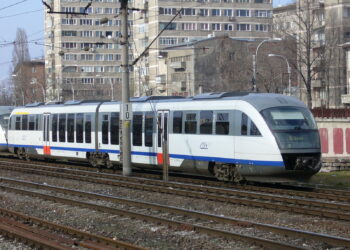 tren-calatori-cfr