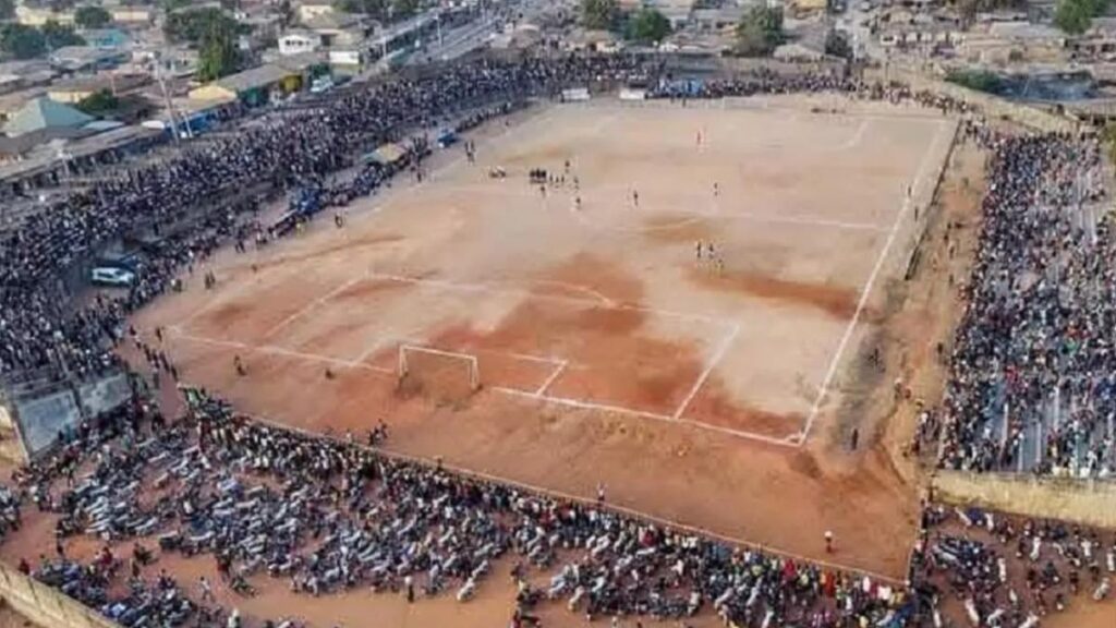 macel-la-un-meci-de-fotbal