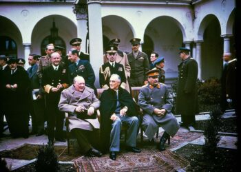 conferinta-Yalta